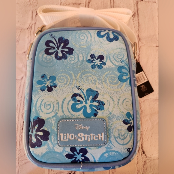 Stitch Crossbody Bag NWT - Picture 2 of 3